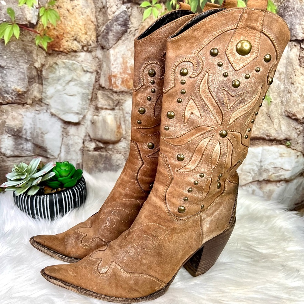 MADE IN ITALY Distressed Western Suede Embellished Boots, 37